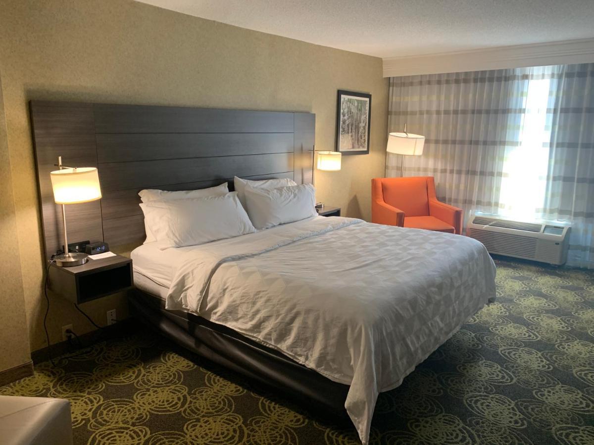 Holiday Inn University Area Charlottesville, An Ihg Hotel Exteriör bild