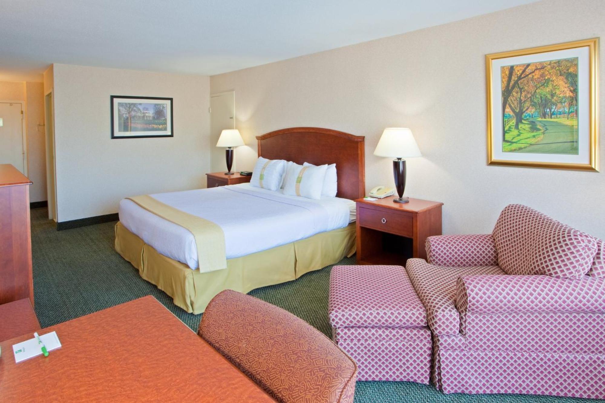 Holiday Inn University Area Charlottesville, An Ihg Hotel Exteriör bild